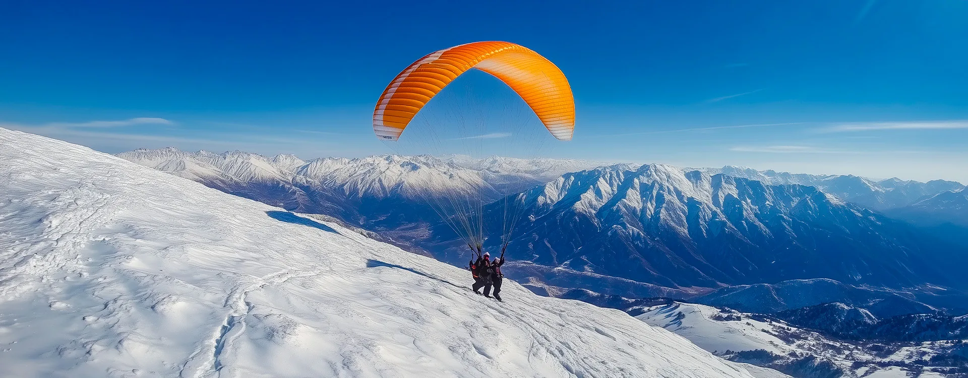 Paragliding in Manali